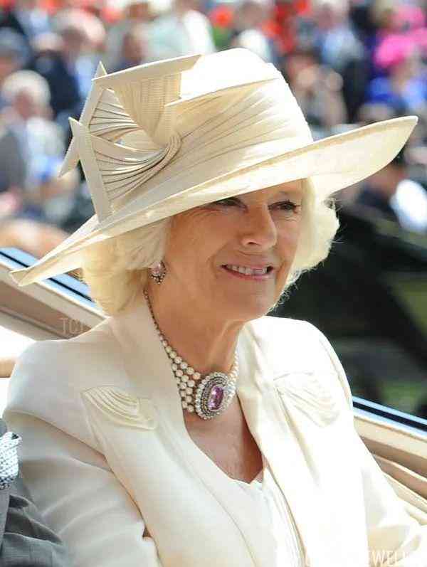 托帕石是天然宝石吗(伦敦蓝托帕石是天然宝石吗)插图12