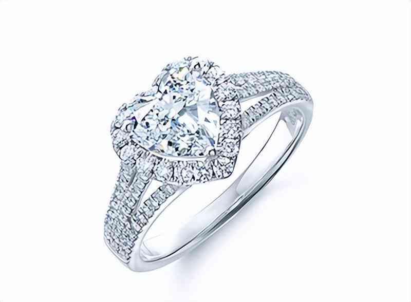 白金对戒多少钱(白金对戒什么牌子好)插图1