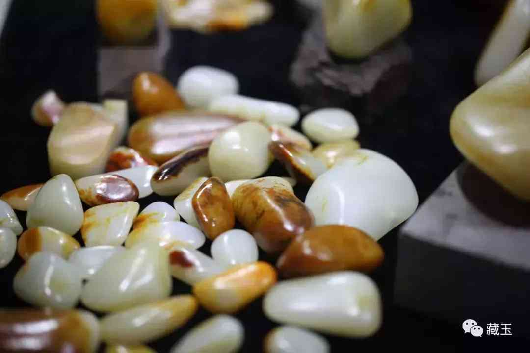 和田玉籽料怎么区分等级(和田玉籽料最好的级别)插图2