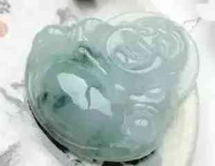 玉牌佩戴的禁忌(五大生肖不适合戴玉)插图4