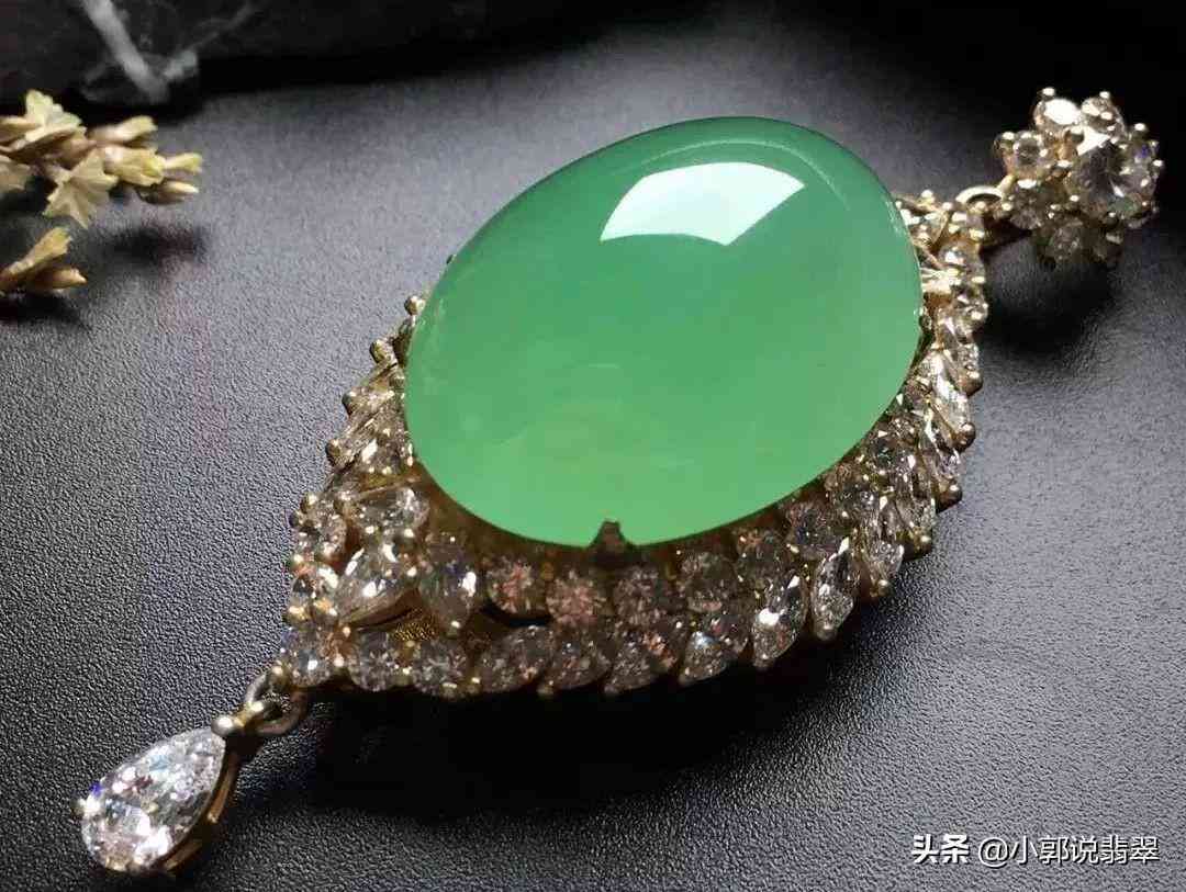 翡翠的形成过程(翡翠种水等级划分)