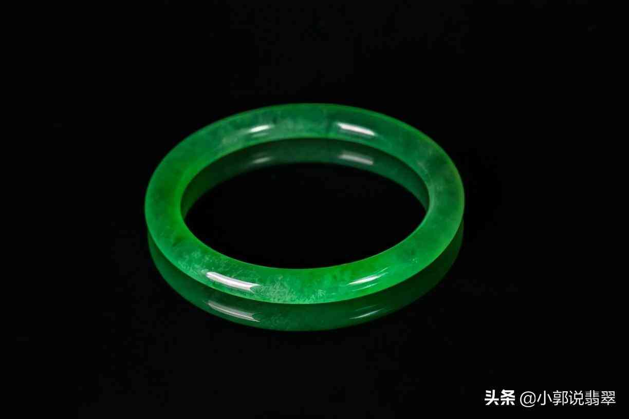 翡翠的形成过程(翡翠种水等级划分)插图3