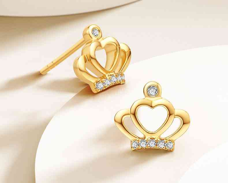 钻石耳钉什么牌子的好(钻石耳钉什么牌子的好看)