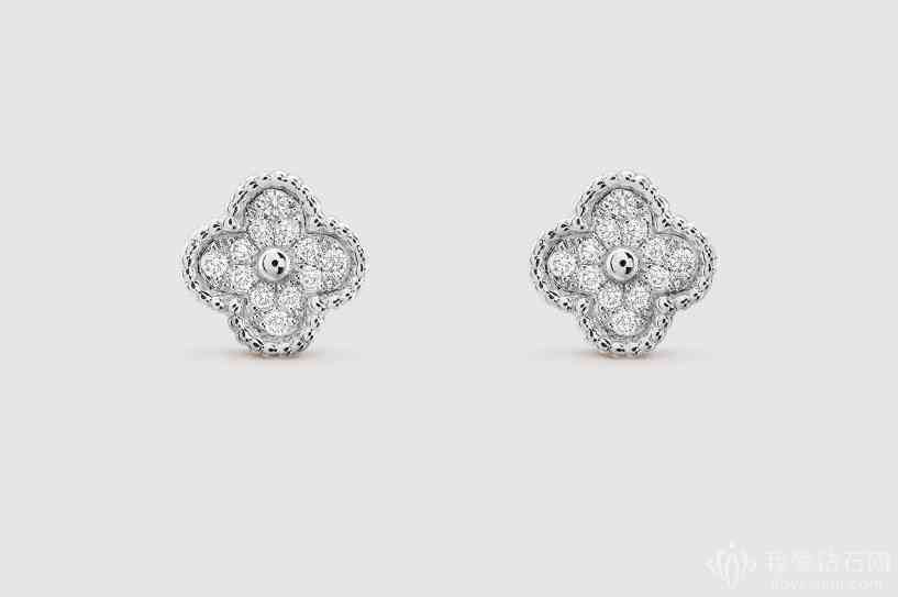 钻石耳钉什么牌子的好(钻石耳钉什么牌子的好看)插图8