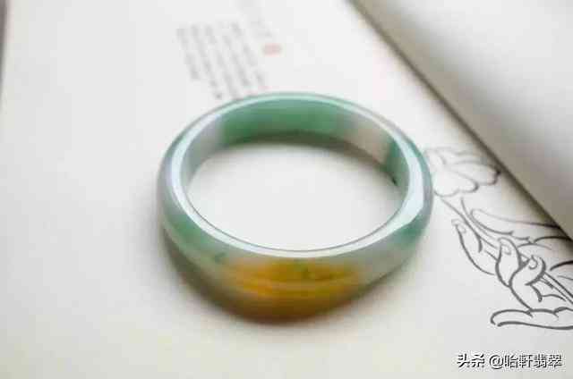 真的翡翠手镯最便宜一个多钱(翡翠手镯一般多少钱一只)插图8