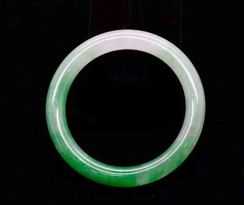 14k金和925银哪个好(14k金925银哪个耐用)插图1