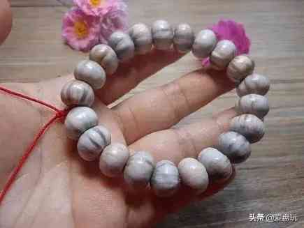 菩提手串种类(金刚菩提手串多少颗好)插图5