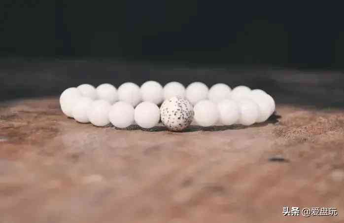 菩提手串种类(金刚菩提手串多少颗好)插图12