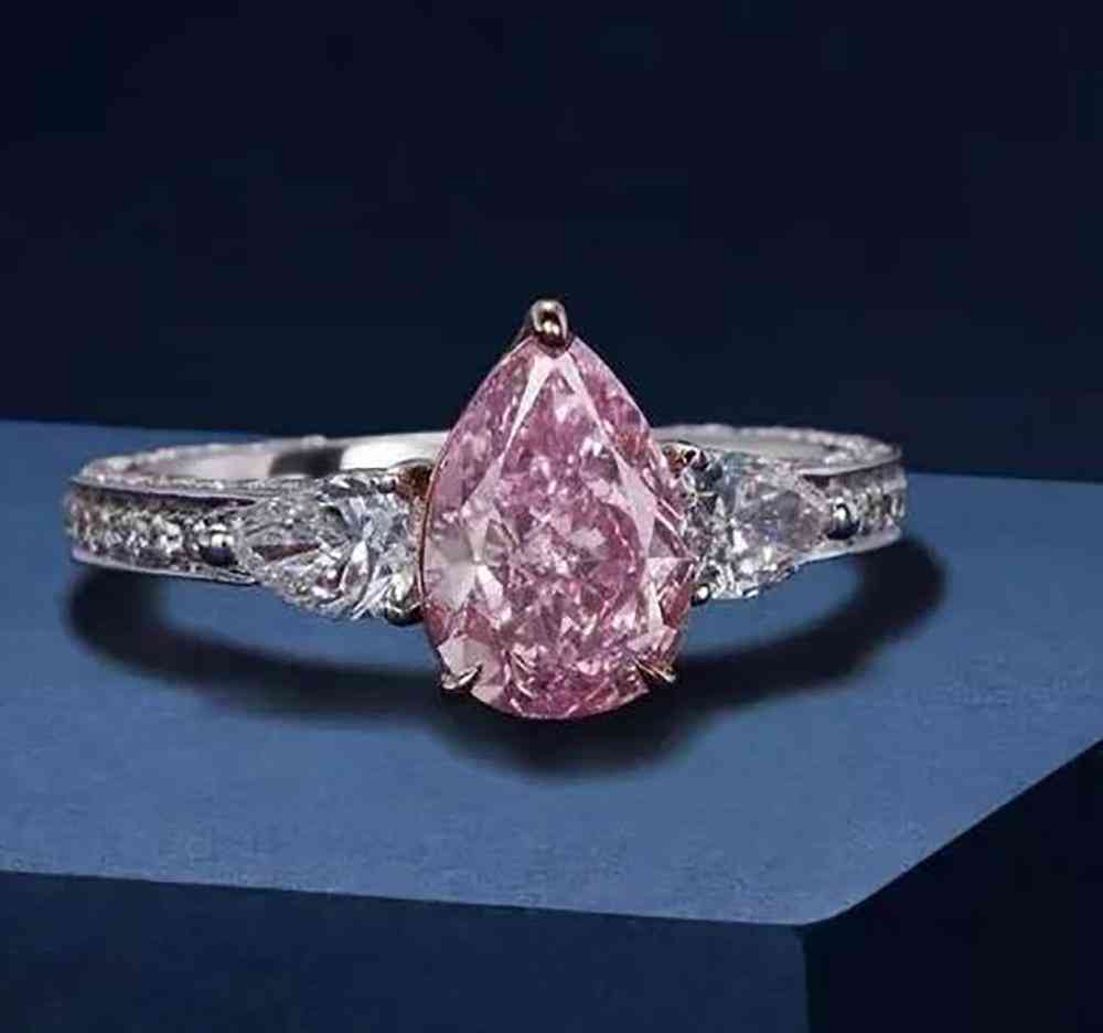 克什米尔蓝宝石拍卖(克什米尔蓝宝石拍卖纪录)插图4 克什米尔蓝宝石拍卖(克什米尔蓝宝石拍卖纪录)插图4