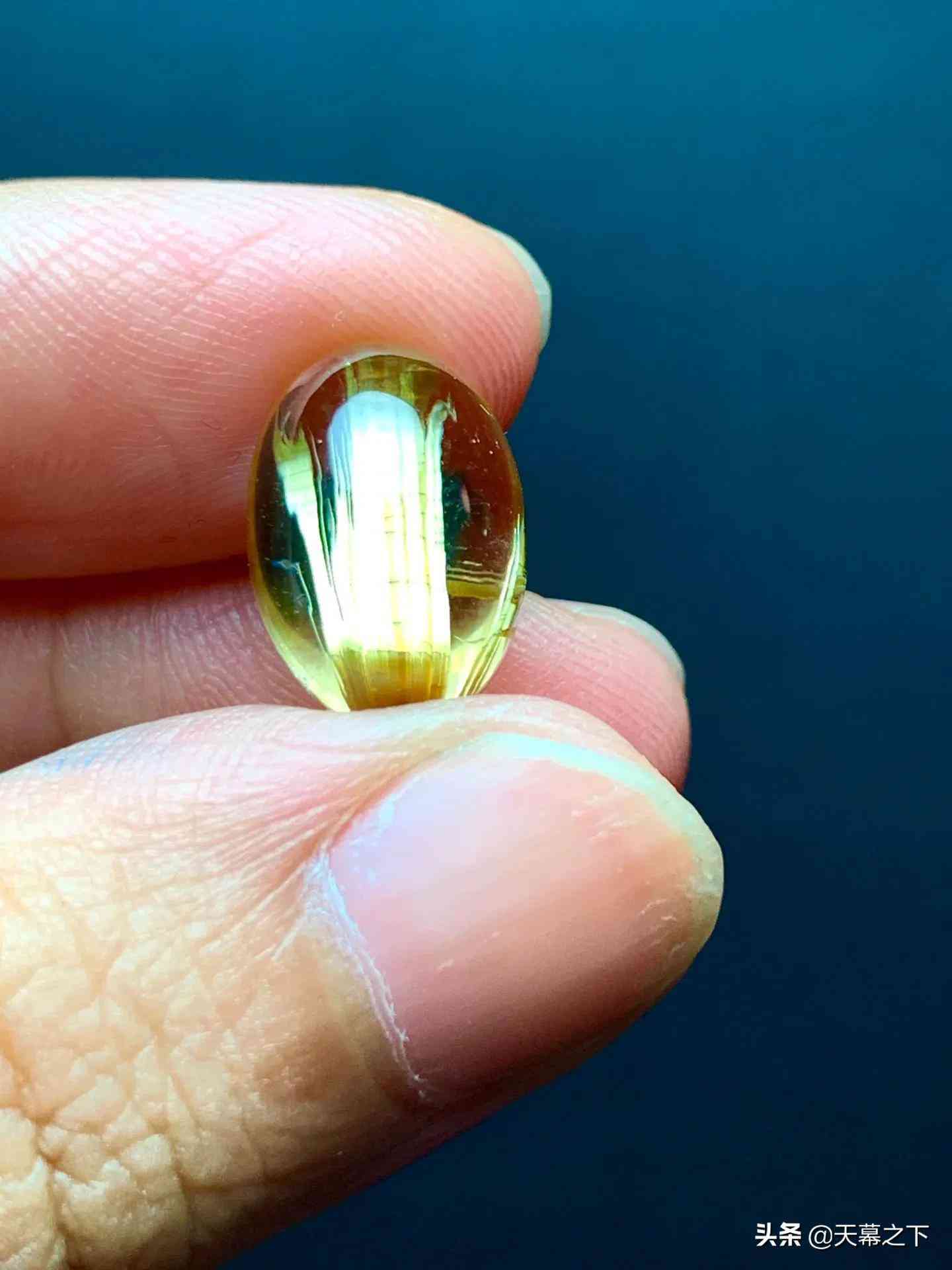 天然水晶吊坠多少钱一个(天然水晶石吊坠)插图10