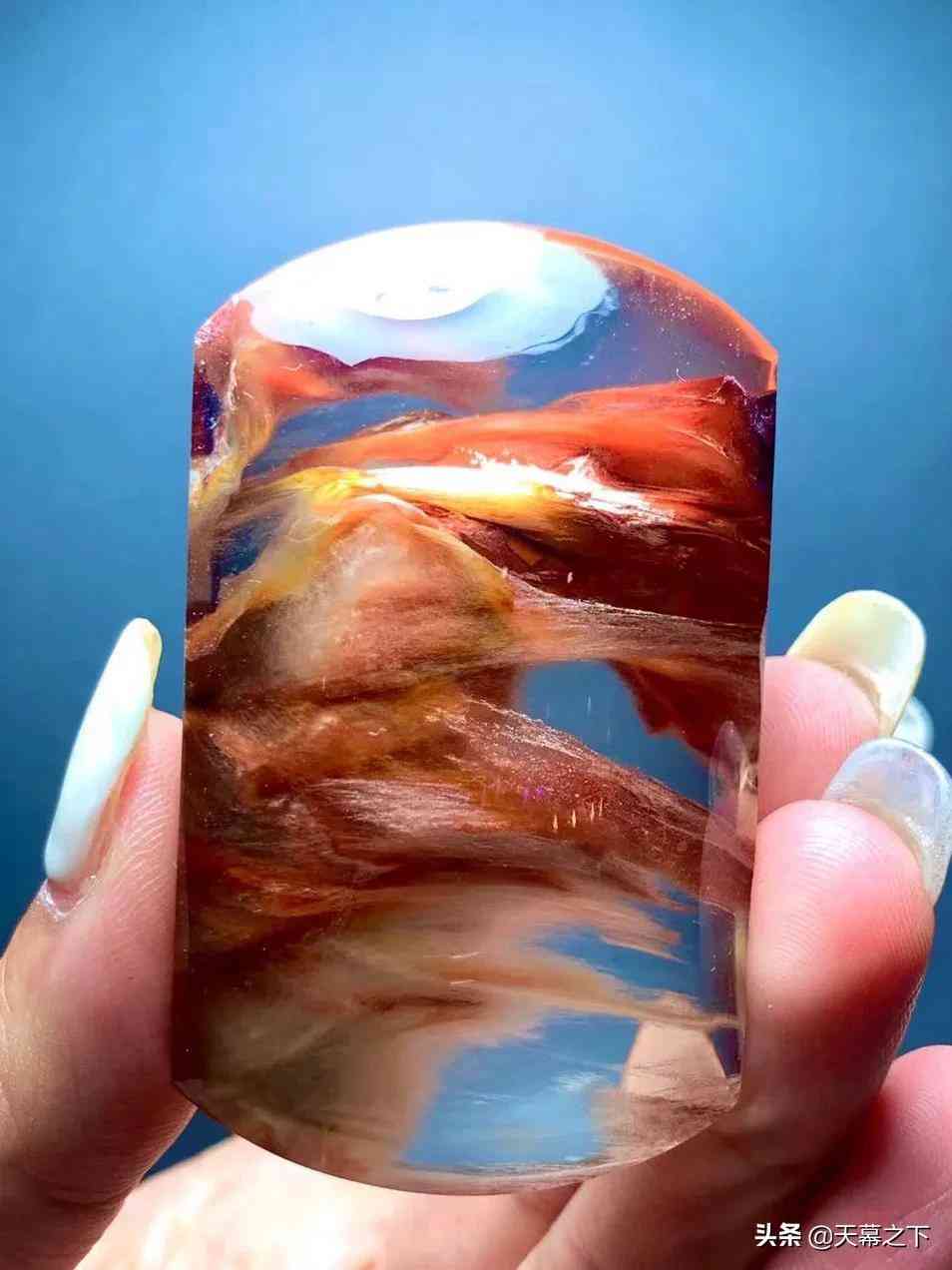 天然水晶吊坠多少钱一个(天然水晶石吊坠)插图24