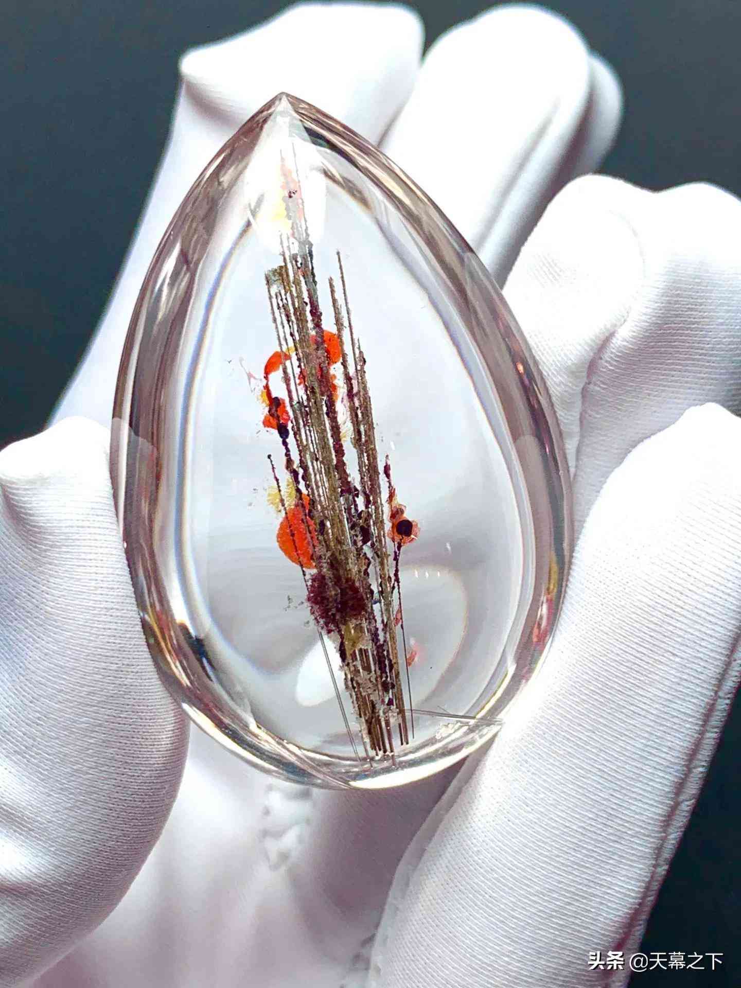 天然水晶吊坠多少钱一个(天然水晶石吊坠)插图35