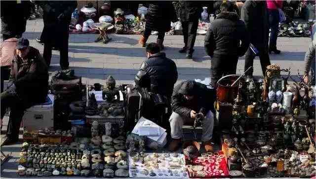 玉镯子多少钱买到真的(玉镯子哪种玉最好)插图1