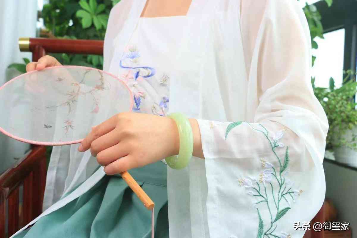 和田玉什么人不能戴(和田玉什么人不能戴)插图7