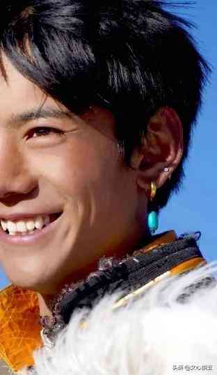 蓝田玉手镯价格5000(蓝田玉手镯价格一般多少)插图5