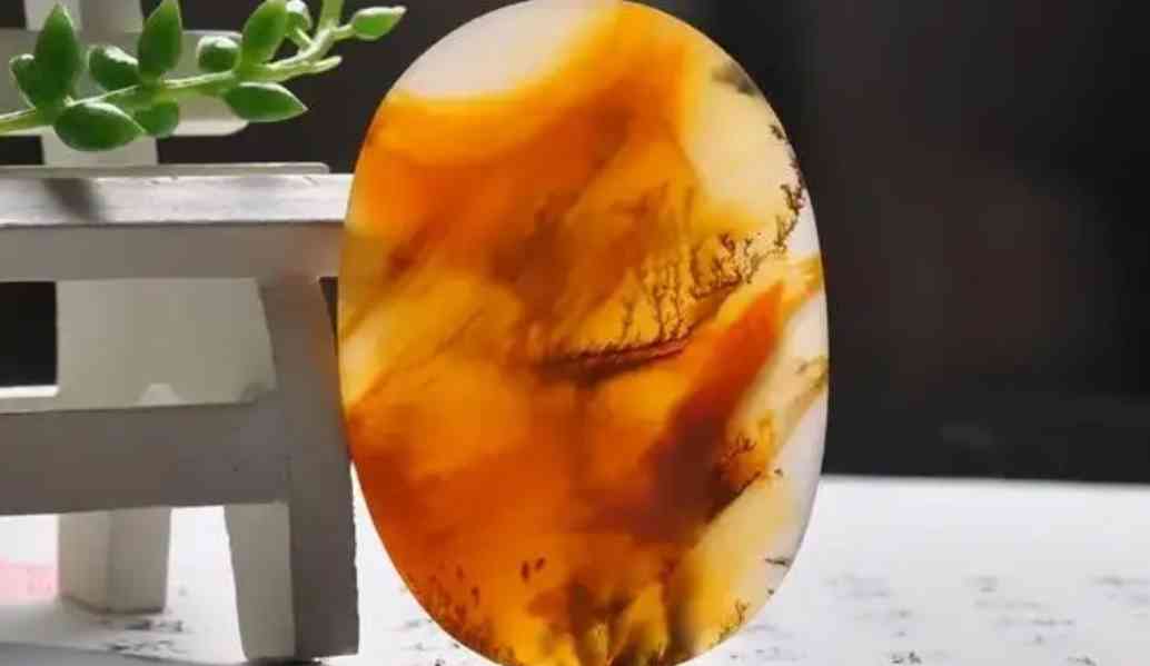 云南黄龙玉能买吗(云南黄龙玉能买吗现在)