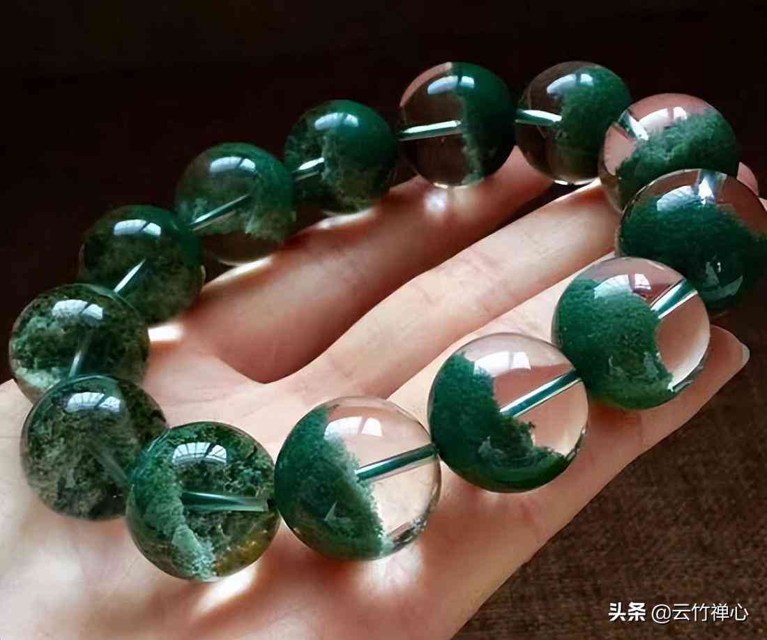 绿幽灵水晶手串价格(绿幽灵水晶一颗价格)插图1 绿幽灵水晶手串价格(绿幽灵水晶一颗价格)插图1