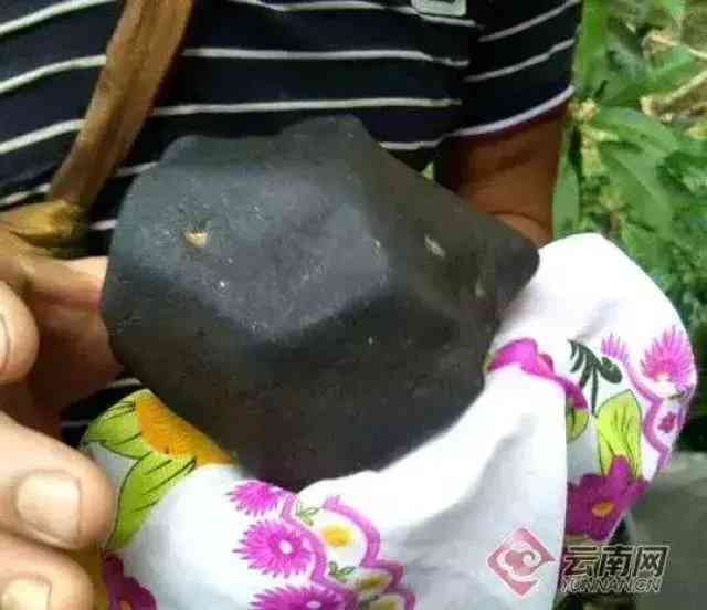 陨石价格多少钱一克(陨石价格多少钱一克.陨石价格图片一览)插图2