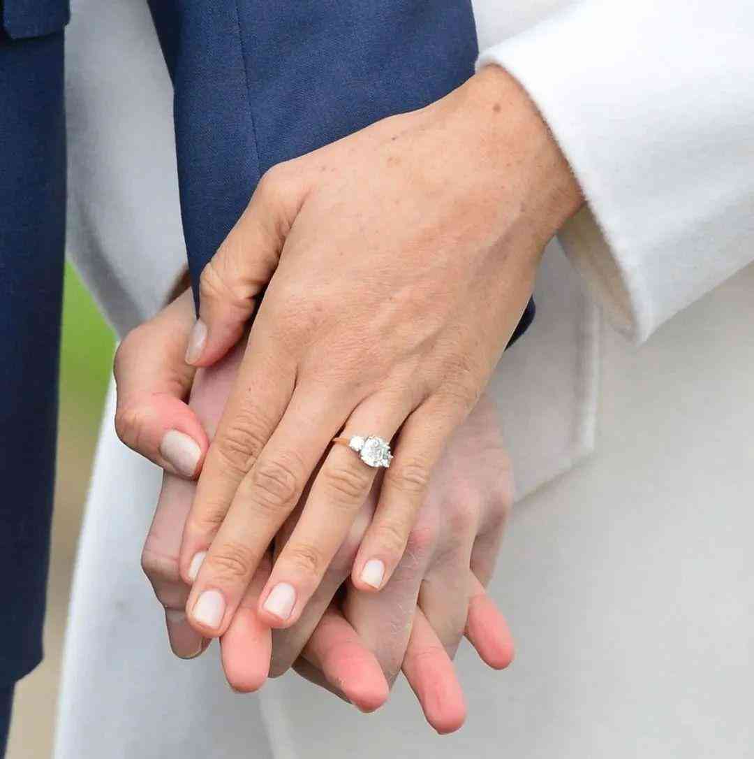 7克拉钻戒有多大(7克拉的钻戒多少钱啊)插图12