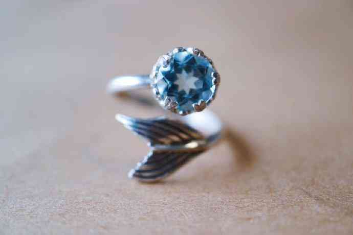 海蓝宝的功效与作用适合什么人戴(佩戴海蓝宝的功效)插图8