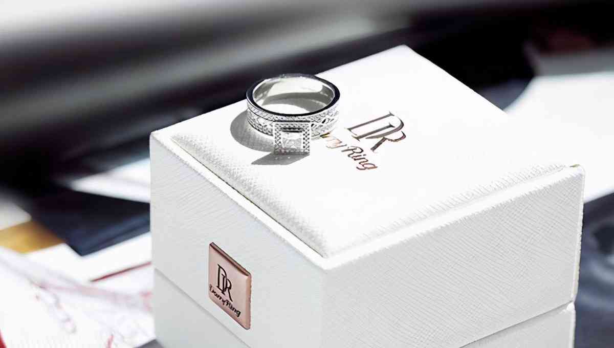 dr钻戒如何定制(dr钻戒定制了能退不)