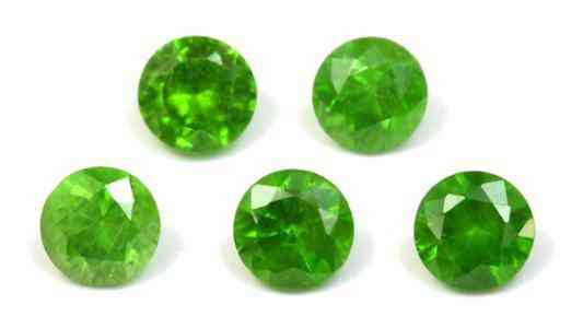 翠榴石密度(翠石榴石)插图4