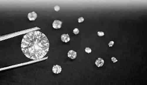 18k金钻石戒指价格查询(18k金钻石戒指价格查询男士)插图3 18k金钻石戒指价格查询(18k金钻石戒指价格查询男士)插图3