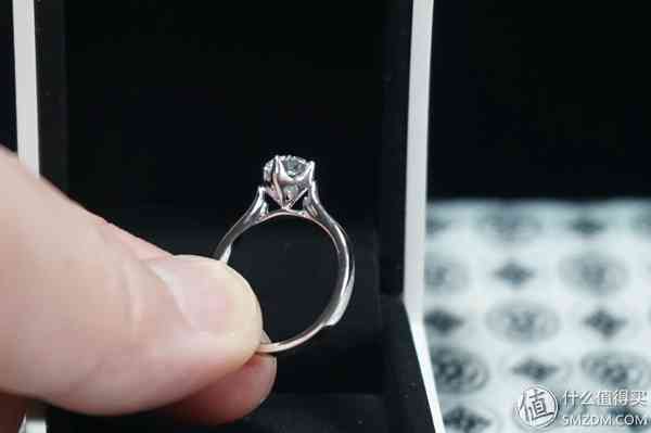 周大福钻戒款式及价格(周大福钻戒款式及价格 四爪)插图25
