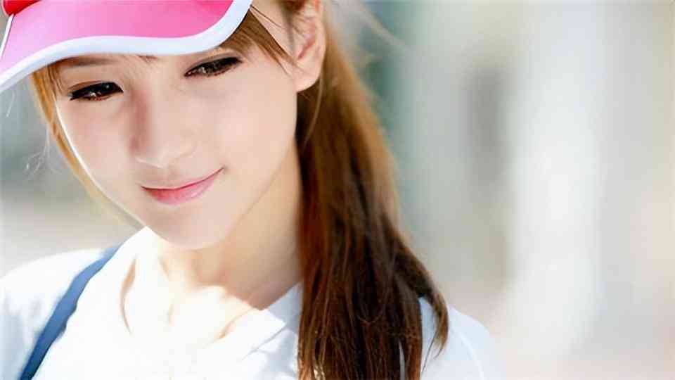 女生过生日应该送什么礼物(女生过生日应该送什么礼物合适不是女朋友)插图2