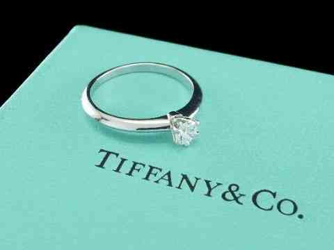 什么品牌的钻戒性价比最高(什么品牌的钻戒性价比最高女士)插图11