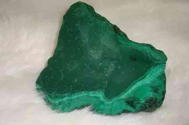 田黄石鉴定口诀(田黄石鉴定口诀是什么)插图16