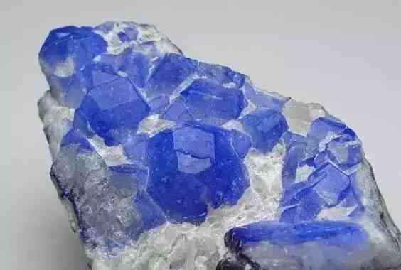 田黄石鉴定口诀(田黄石鉴定口诀是什么)插图28