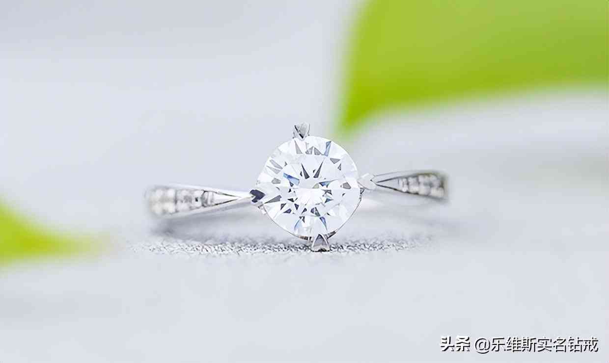 铂金戒指哪家好(铂金戒指排行榜)插图2