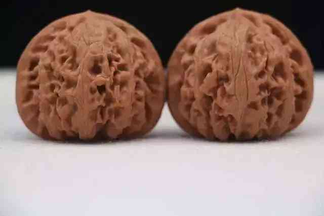 文玩核桃正确盘玩方法(文玩核桃正确盘玩方法手套)插图14