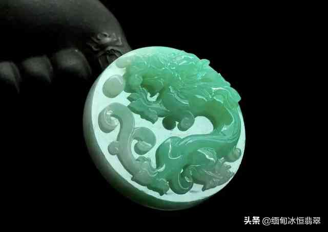 翡翠怎么选择好坏(翡翠怎样选)插图4