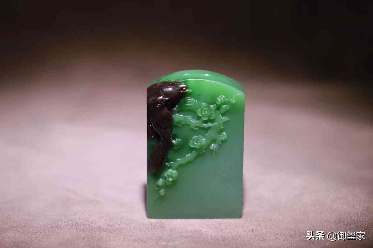 和田玉颜色等级对照表(五大生肖不适合戴玉)插图5