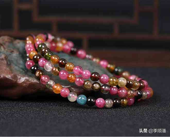 蓝水晶的寓意和象征(蓝水晶颜色代表的意义)