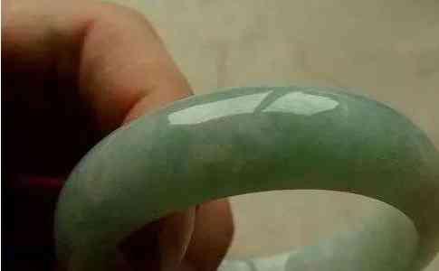 翡翠手镯真假鉴定(翡翠手镯真假鉴定视频)插图2