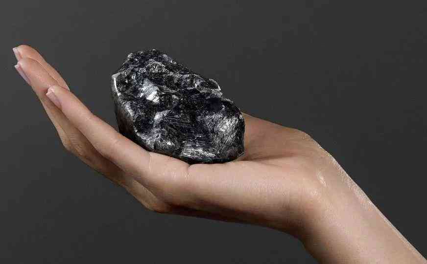 高级珠宝品牌(高级珠宝品牌目标人群)插图5