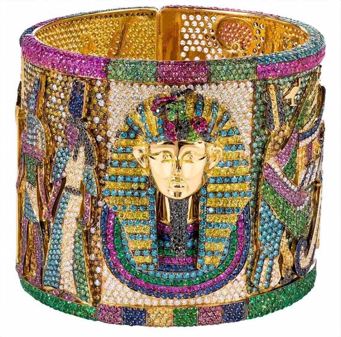 高级珠宝品牌(高级珠宝品牌目标人群)插图33