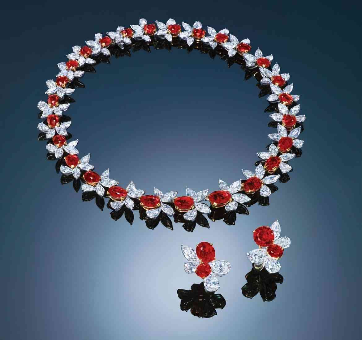 世界上最贵的钻石项链前十名(世界上最贵的钻石项链前十名是)插图3