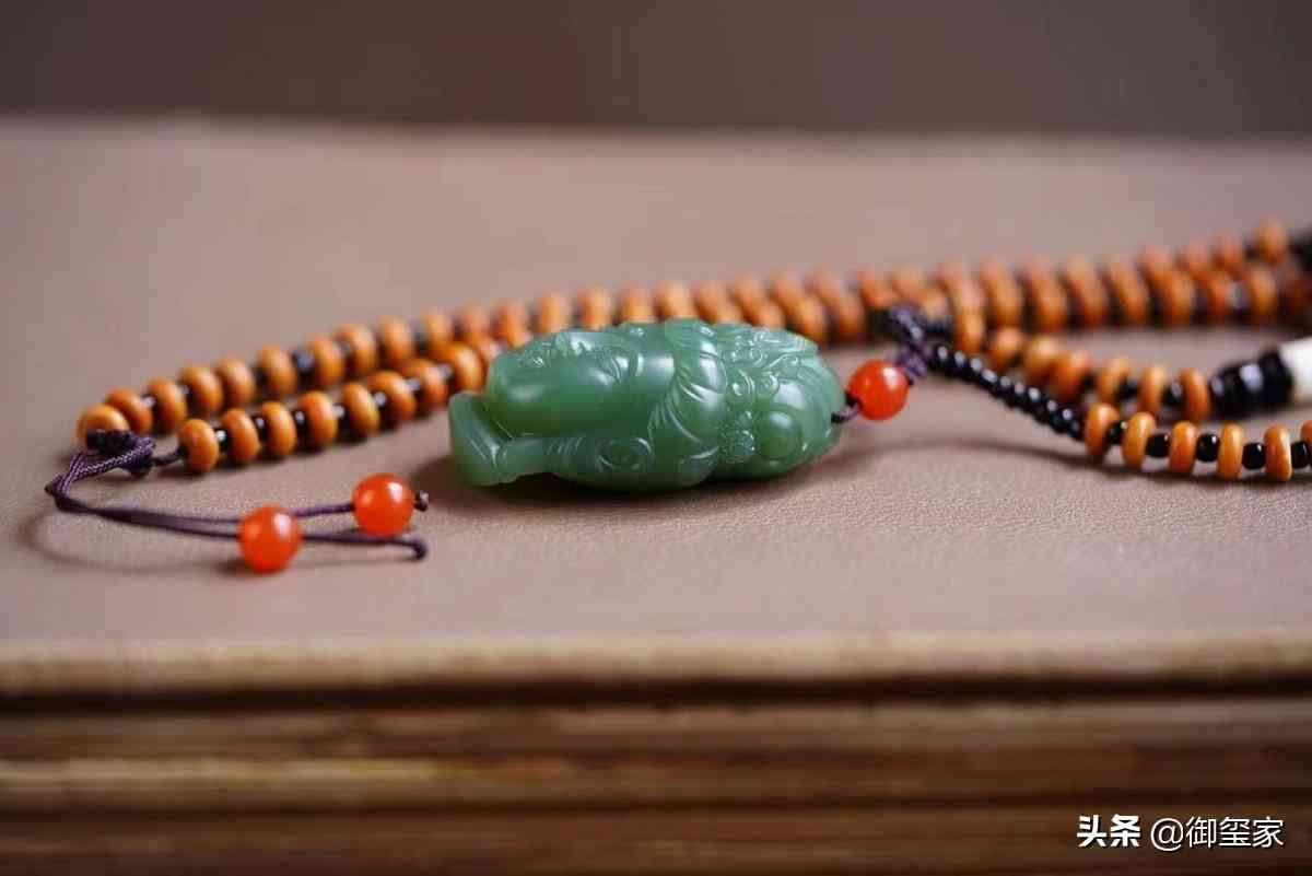 和田玉晚上免费鉴定(和田玉网上免费鉴定)插图2