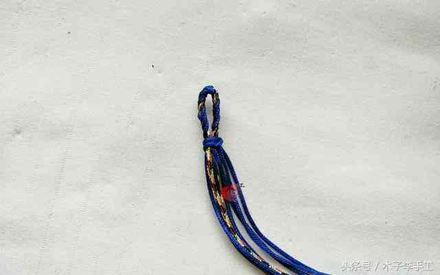 男士手链编织教程(男士手链编织教程 红绳)插图7