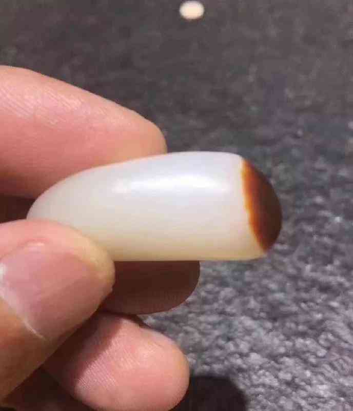 籽料多少钱一克(和田黄玉籽料多少钱一克)插图2