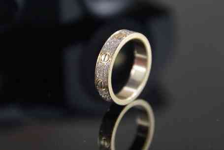 卡地亚三钻戒指价格官方(卡地亚三钻戒指价格图片大全)插图3