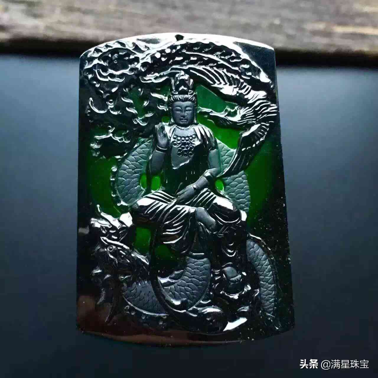 翡翠手镯尺寸测量和对照表(翡翠手镯尺寸大小)插图5 翡翠手镯尺寸测量和对照表(翡翠手镯尺寸大小)插图5