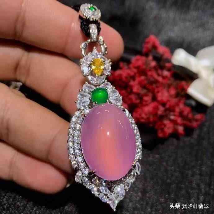 高冰和冰种翡翠的区别(高冰种翡翠现在什么价位)插图4