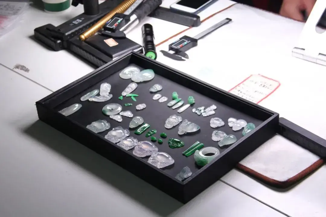 卖翡翠在哪个平台比较好(想把翡翠卖掉哪里可以收)插图5