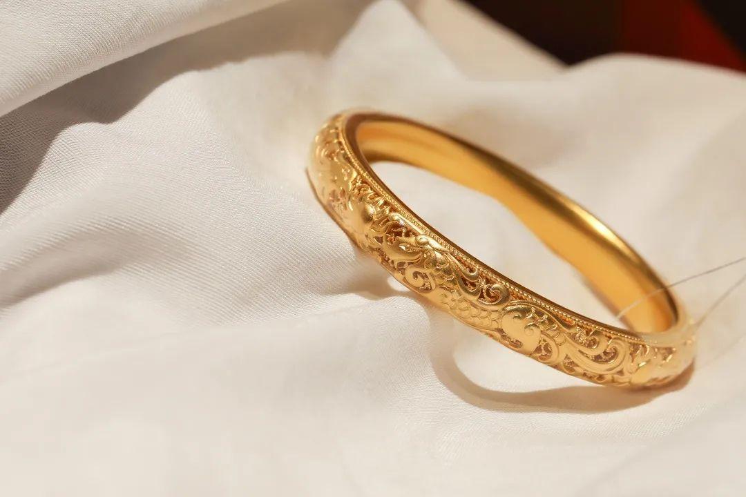 宝庆银楼属于什么档次(去金店买黄金千万别买三种金)插图24