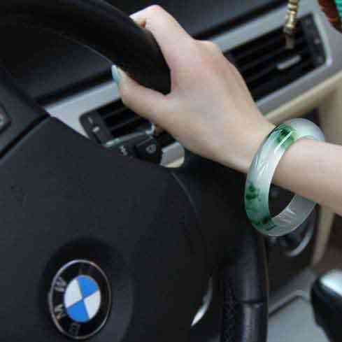 缅甸翡翠的鉴别知识(缅甸翡翠的鉴别知识有哪些)插图14